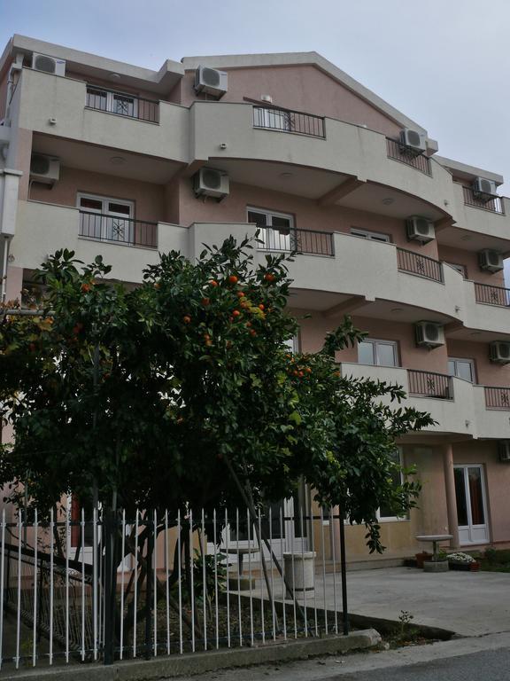 Guest House Zec Будва Екстериор снимка