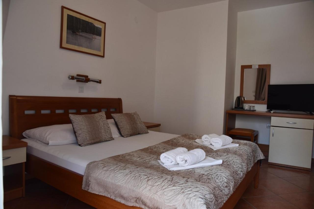 Guest House Zec Будва Екстериор снимка