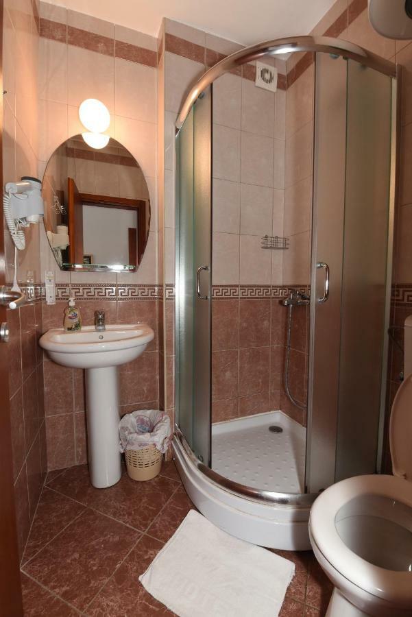 Guest House Zec Будва Екстериор снимка