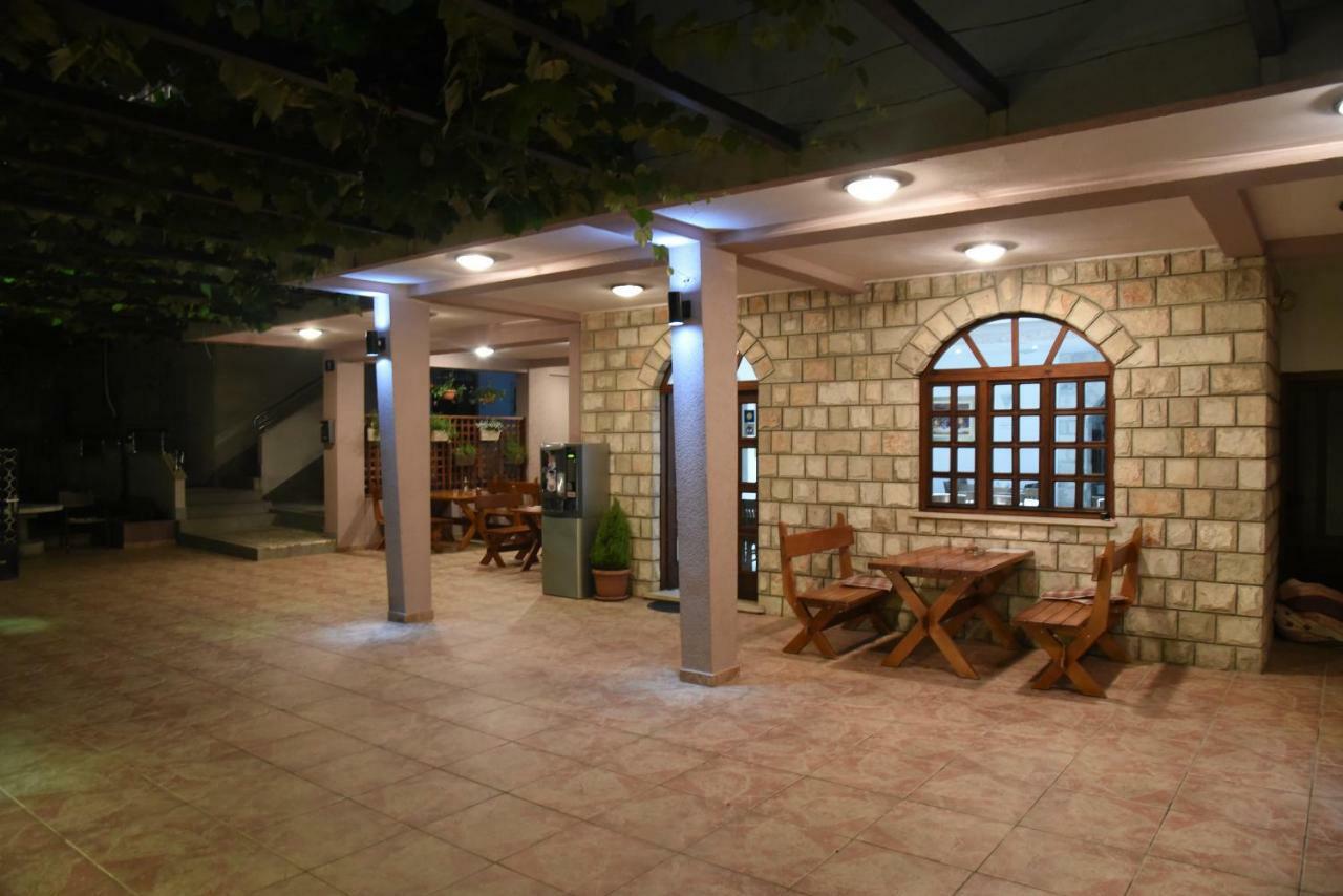 Guest House Zec Будва Екстериор снимка
