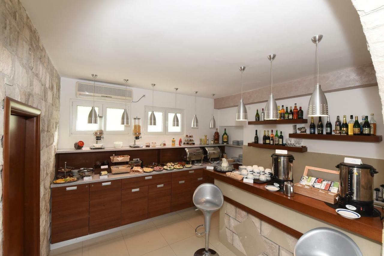 Guest House Zec Будва Екстериор снимка