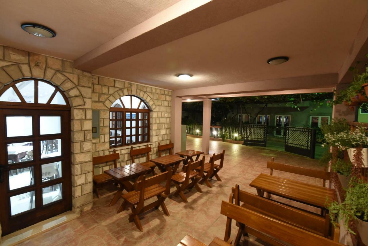 Guest House Zec Будва Екстериор снимка