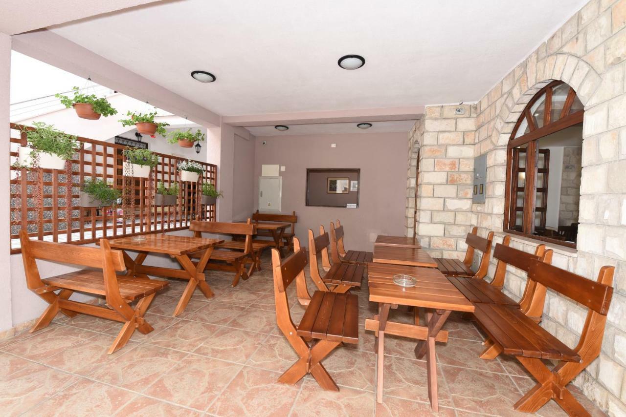 Guest House Zec Будва Екстериор снимка